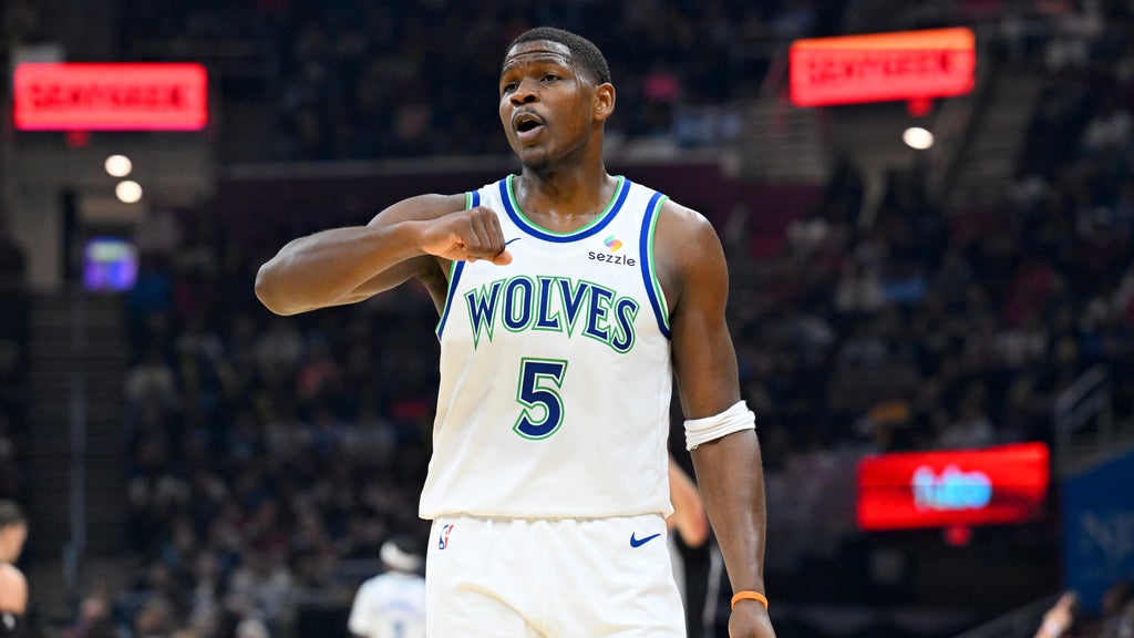 Timberwolves star Anthony Edwards to undergo knee procedure, will miss up to 2 months, ESPN sources says — Eden Prairie Sports news