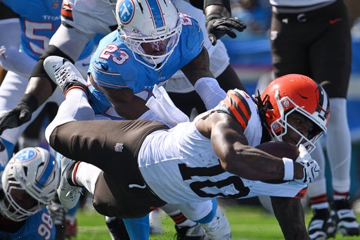 Chicago Bears acquire DT Jeffery Simmons in trade with the Tennessee Titans, AP source says — Eden Prairie Business news
